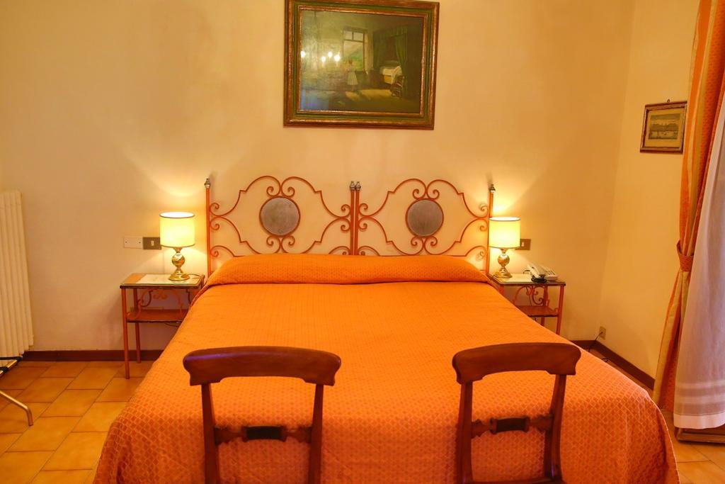 Hotel Villa Le Rondini Флоренция Екстериор снимка