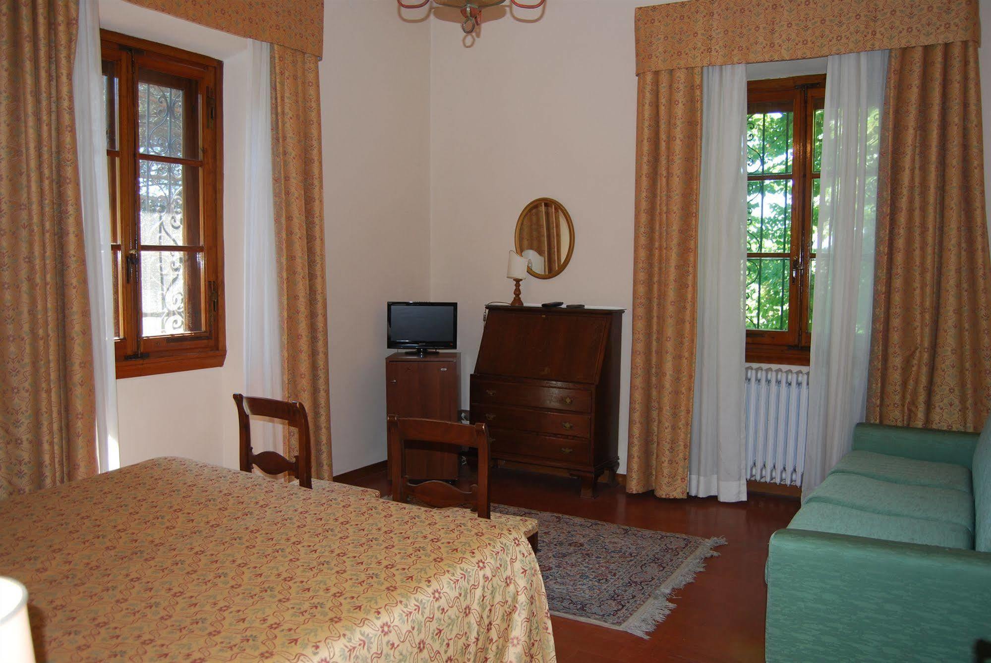 Hotel Villa Le Rondini Флоренция Екстериор снимка